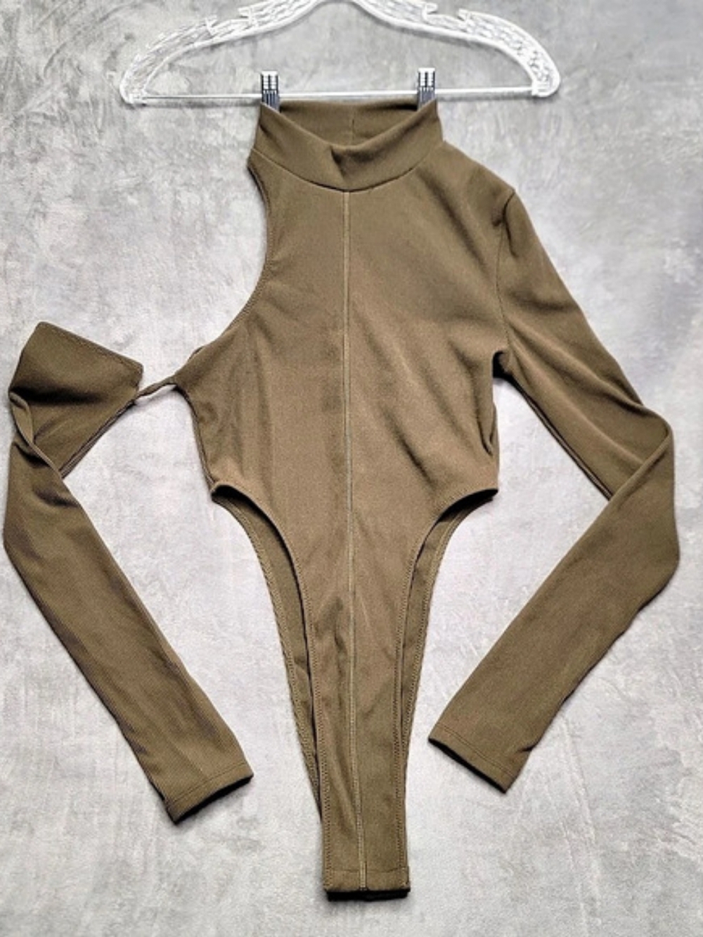 MARS THE LABEL Ribbed Long Sleeve Olive Green Bodysuit Clubwear Size 4 Like New